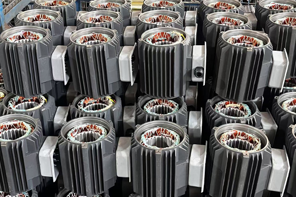 The Power Behind Precision: Industrial Gear Reducers in Modern Applications